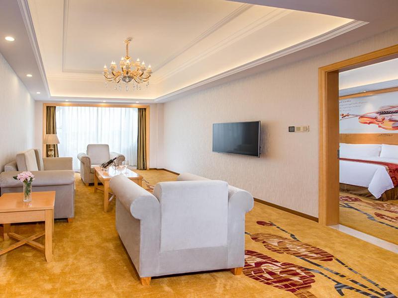 Vienna International Hotel Hunan Chenzhou Qingnian Avenue Esterno foto
